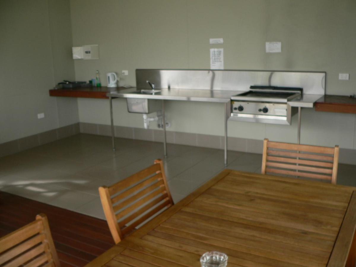 Chinchilla Tourist Park Hotel Kültér fotó