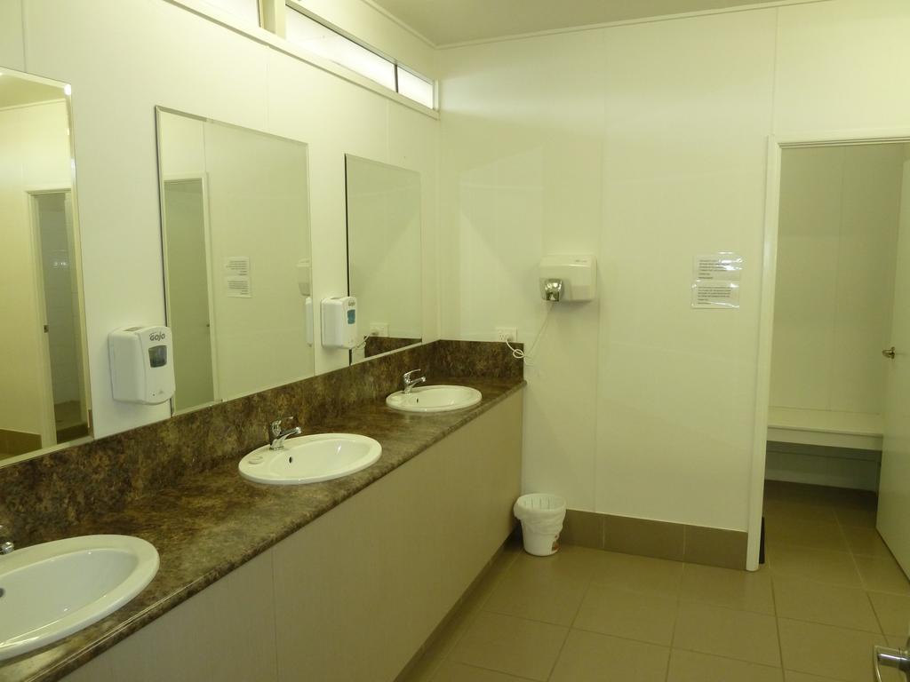 Chinchilla Tourist Park Hotel Kültér fotó